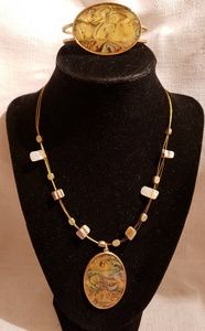 Necklace/Bracelet Set